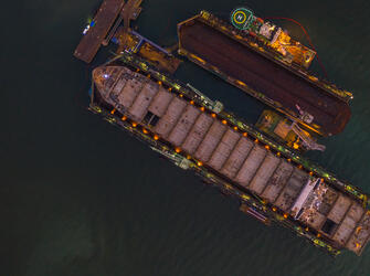 dry bulk ship